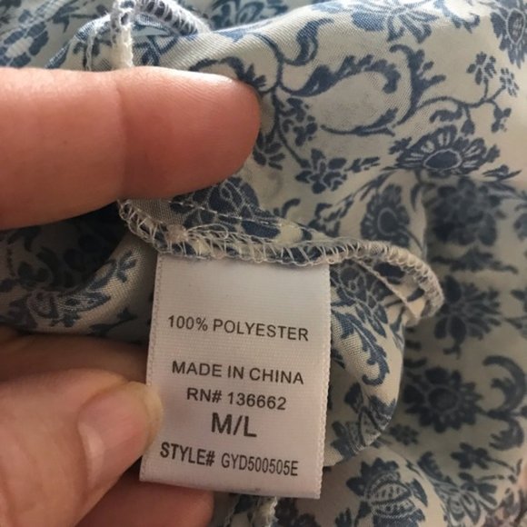 Francescas Floral Cold Shoulder Top - Picture 8 of 8